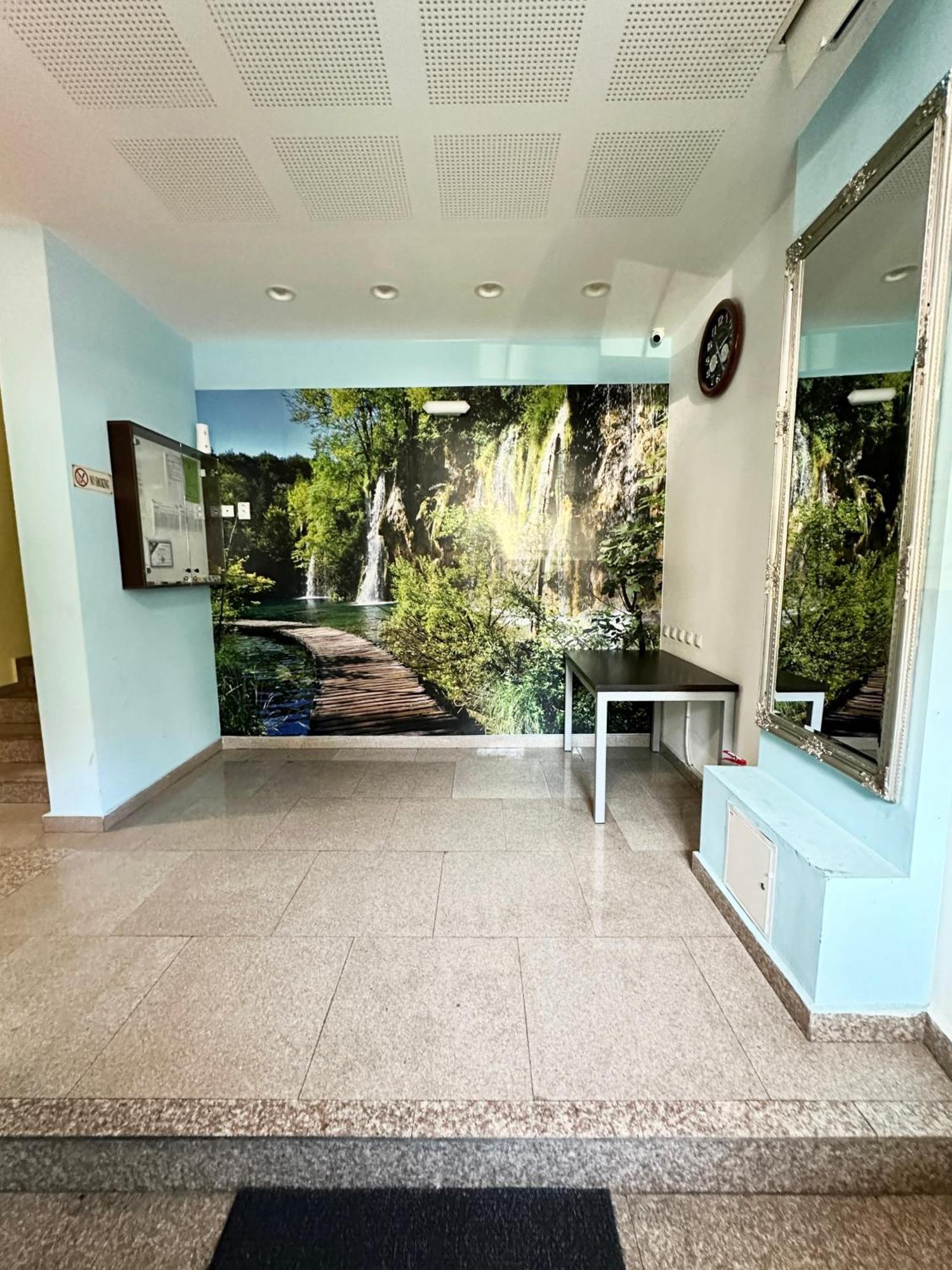 Central Haven Studio Bucharest Luaran gambar